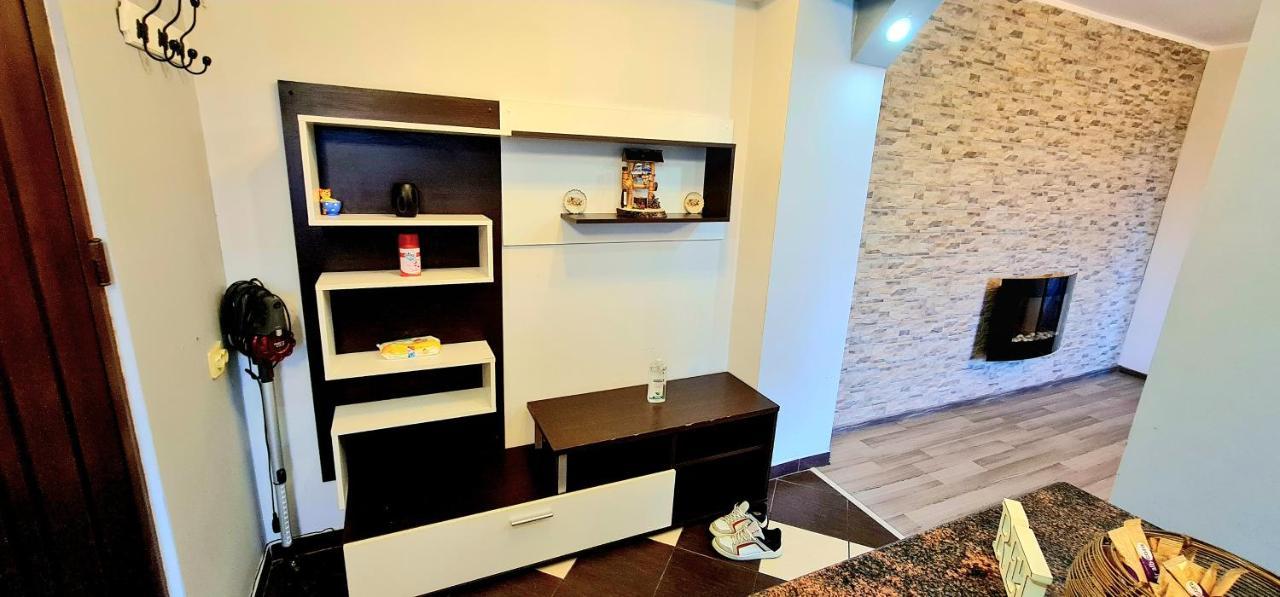 Ultracentral Apartments Bacău Buitenkant foto