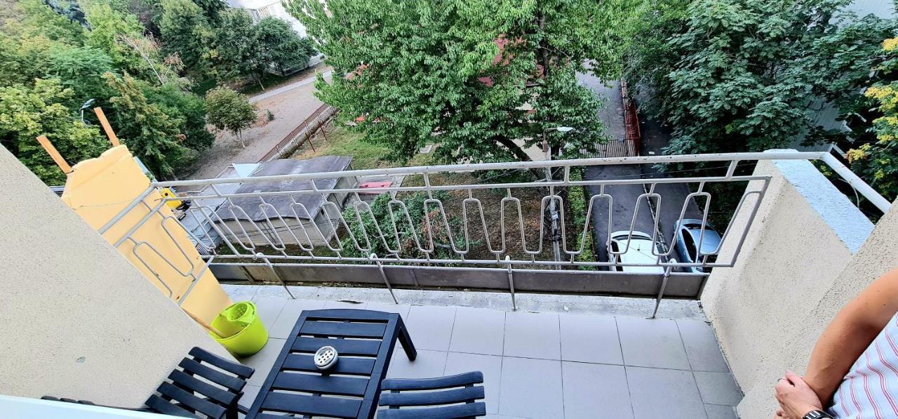 Ultracentral Apartments Bacău Buitenkant foto