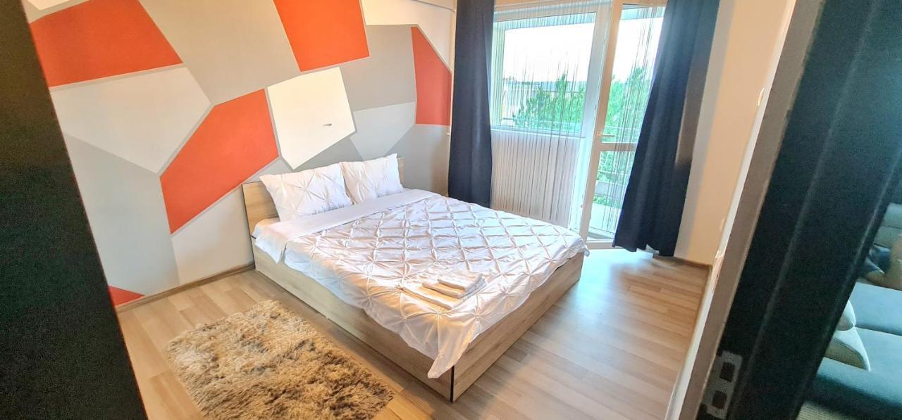 Ultracentral Apartments Bacău Buitenkant foto